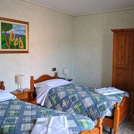 La Lanterna Di Guiglia Hotel Ngoại thất bức ảnh
