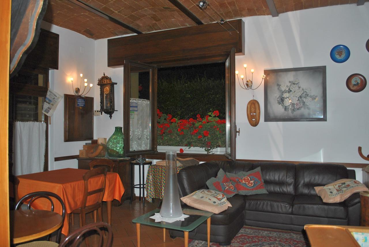 La Lanterna Di Guiglia Hotel Ngoại thất bức ảnh